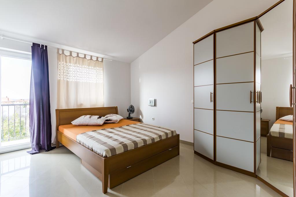 Apartments Gloria Liznjan Ngoại thất bức ảnh