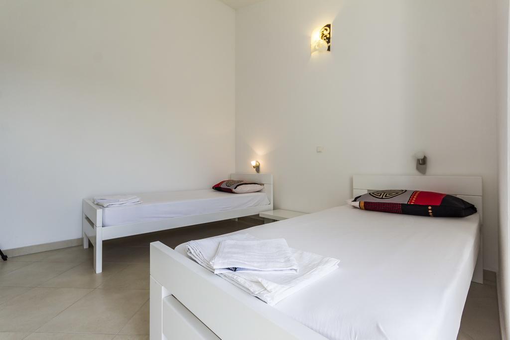 Apartments Gloria Liznjan Ngoại thất bức ảnh