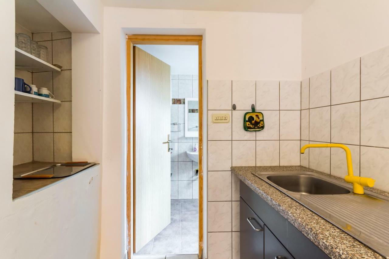 Apartments Gloria Liznjan Ngoại thất bức ảnh